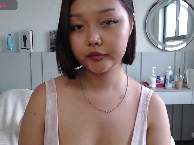 MomoMoonxxx live cam on BongaCams