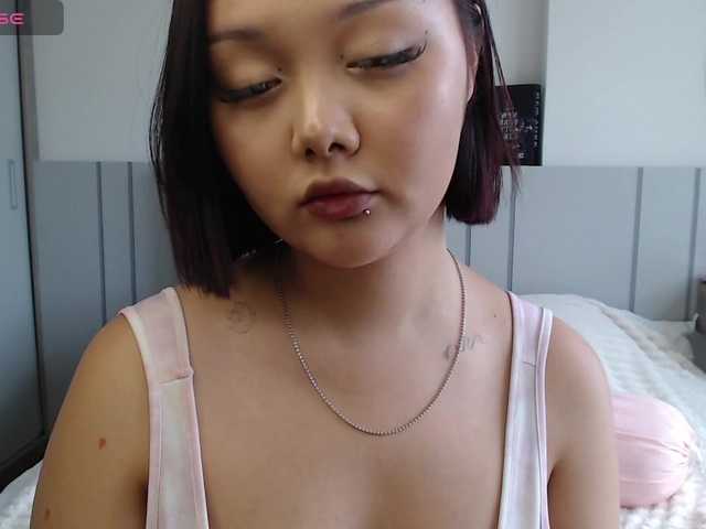 MomoMoonxxx live cam on BongaCams