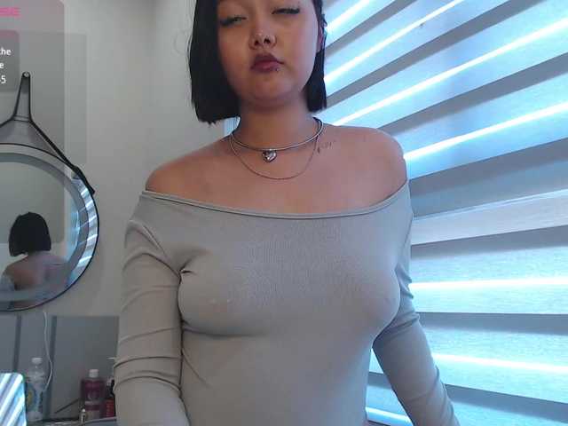 MomoMoonxxx live cam