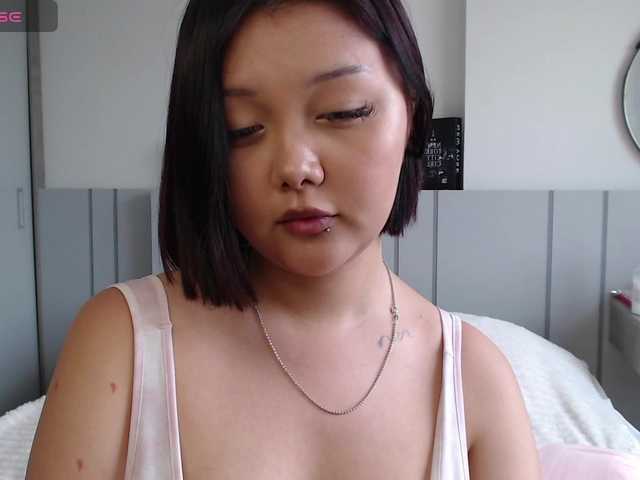 MomoMoonxxx live cam on BongaCams