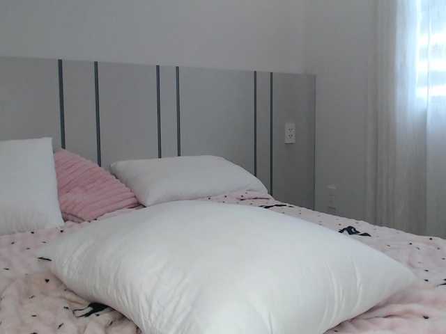 MomoMoonxxx live cam on BongaCams