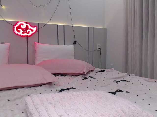 MomoMoonxxx live cam on BongaCams