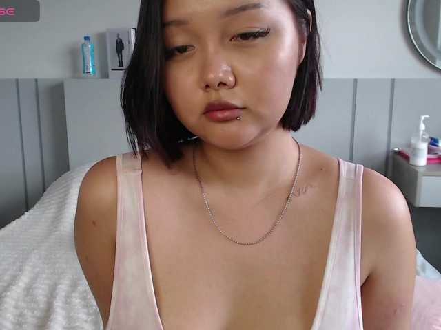 MomoMoonxxx live cam on BongaCams