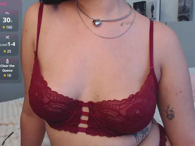 MomoMoonxxx live cam on BongaCams