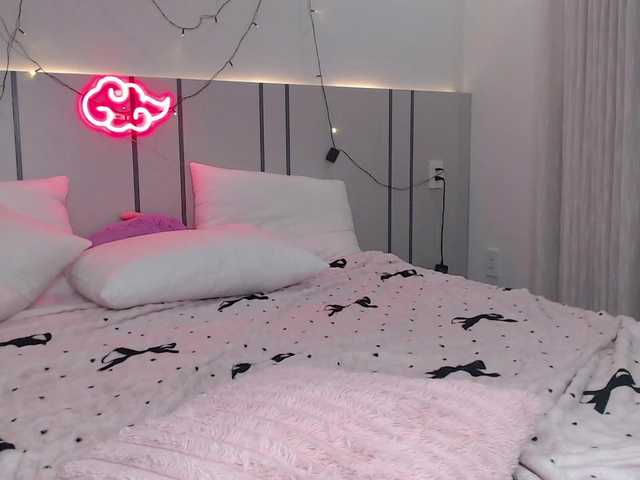 MomoMoonxxx live cam on BongaCams