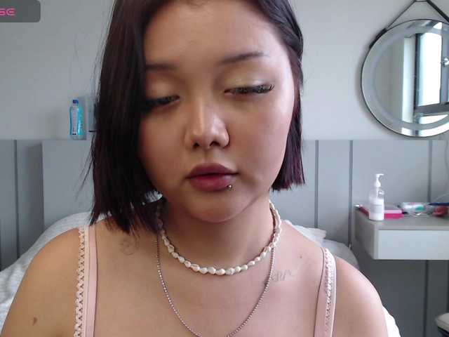 MomoMoonxxx live cam on BongaCams