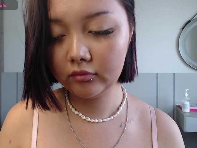 MomoMoonxxx live cam on BongaCams