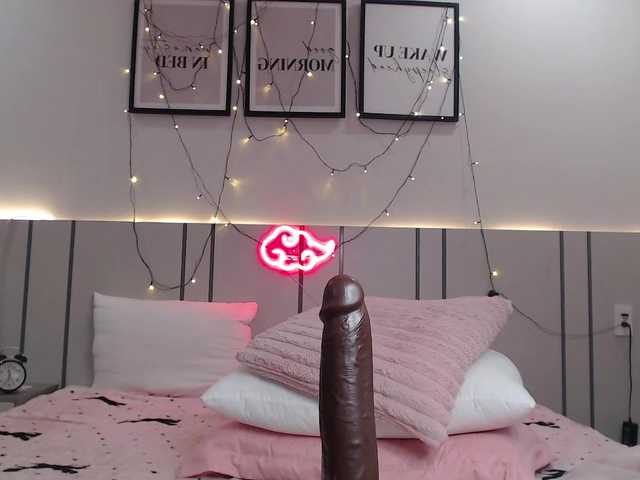 MomoMoonxxx live cam on BongaCams