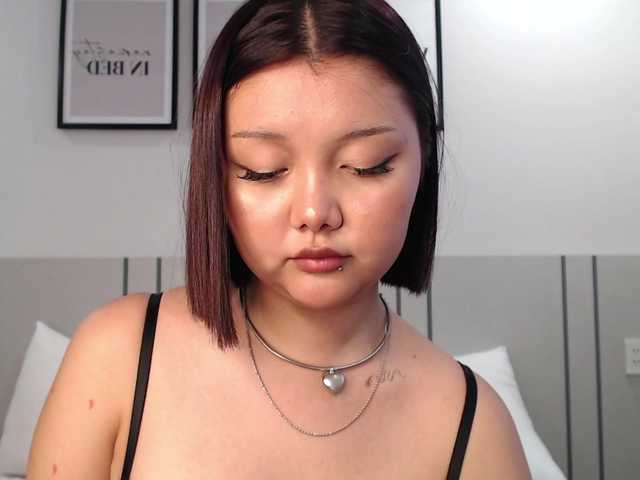 MomoMoonxxx live cam on BongaCams