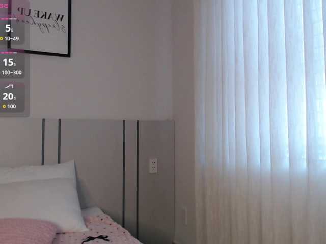 MomoMoonxxx live cam on BongaCams