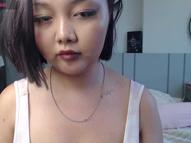 MomoMoonxxx live cam on BongaCams