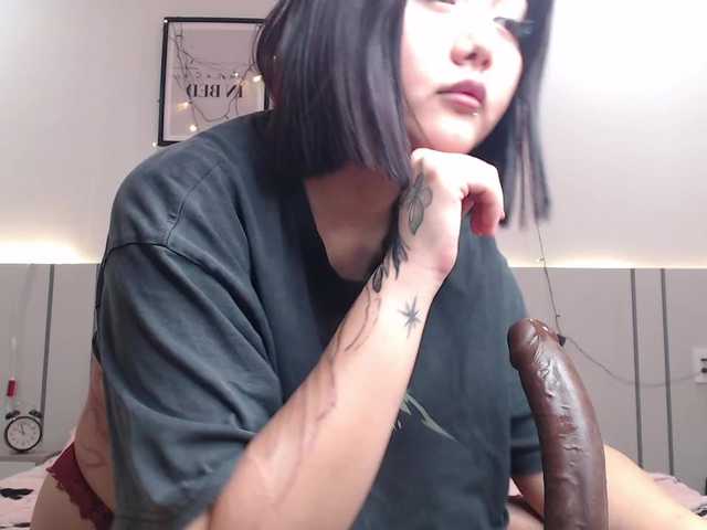 MomoMoonxxx live webcam show