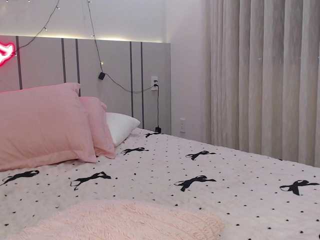 MomoMoonxxx live cam on BongaCams