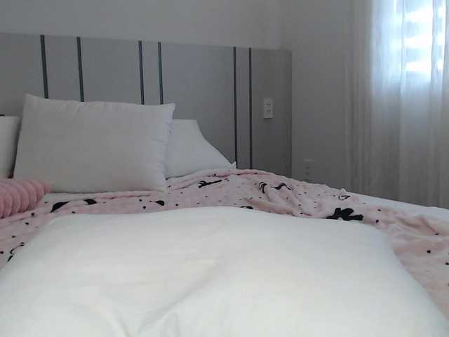 MomoMoonxxx live cam on BongaCams