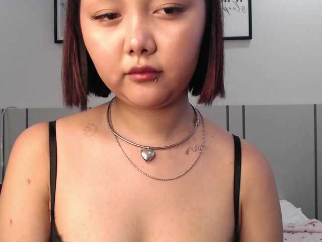 MomoMoonxxx live cam on BongaCams