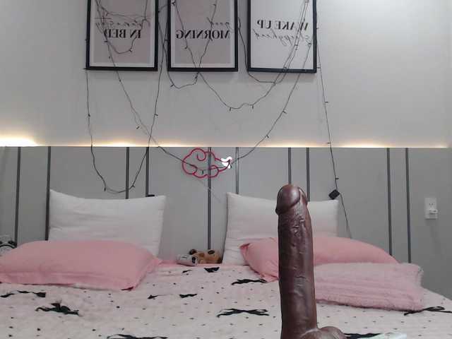 MomoMoonxxx live cam on BongaCams