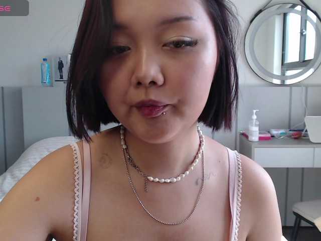 MomoMoonxxx live cam on BongaCams