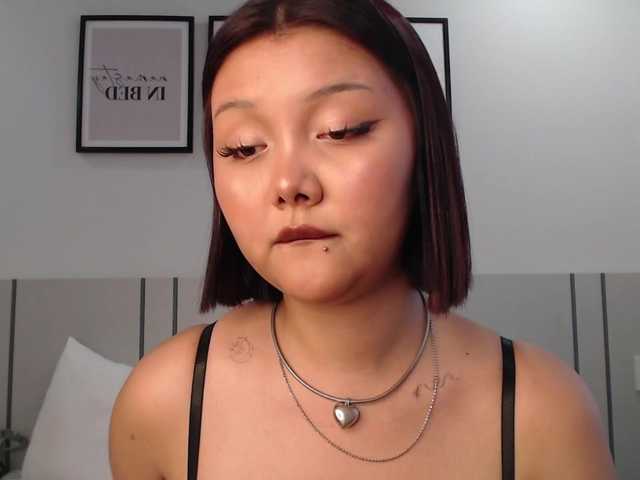 MomoMoonxxx live cam on BongaCams