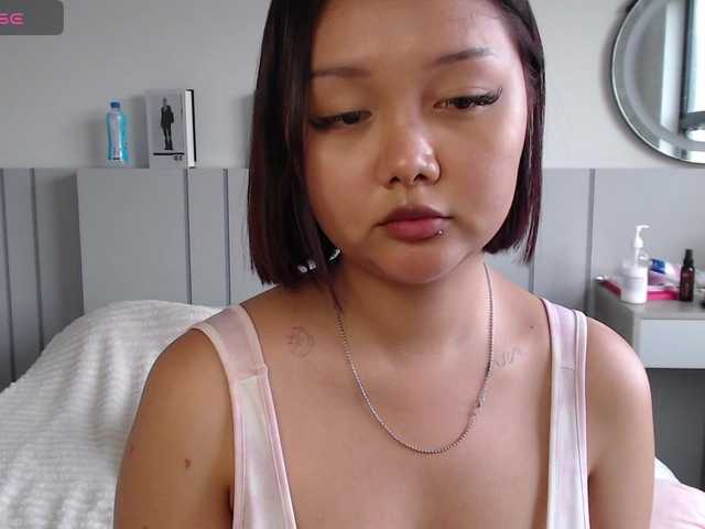 MomoMoonxxx live cam on BongaCams