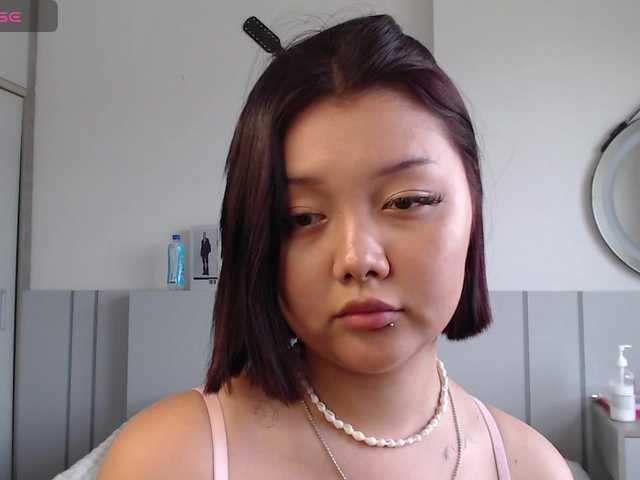 MomoMoonxxx live cam on BongaCams