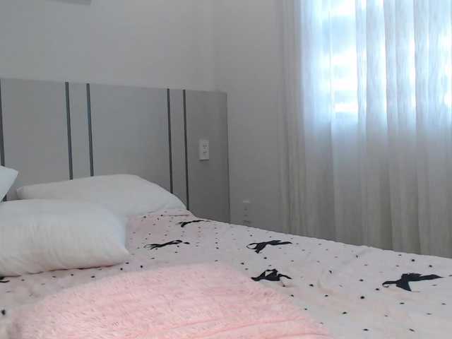 MomoMoonxxx live cam on BongaCams