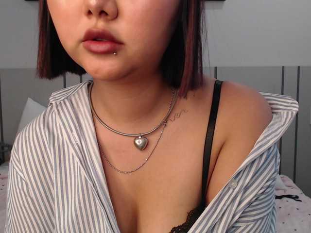 MomoMoonxxx live cam on BongaCams