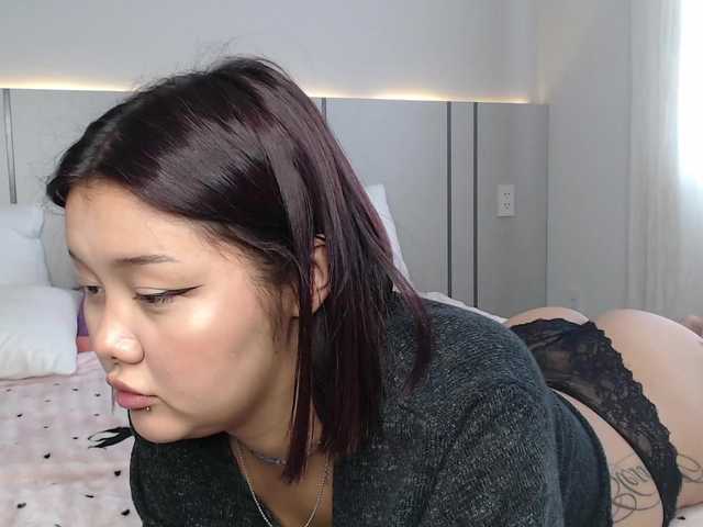 MomoMoonxxx live cam on BongaCams