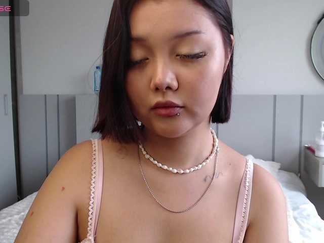 MomoMoonxxx live cam on BongaCams