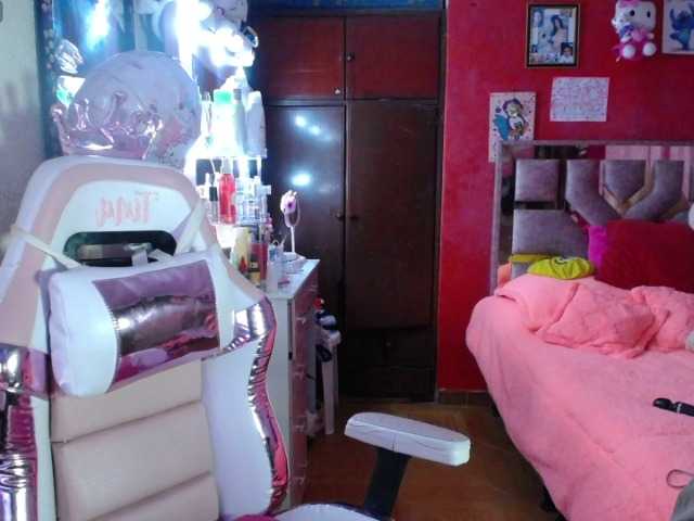 Sammy-candy live cam on BongaCams