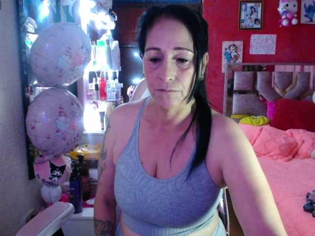 Sammy-candy live cam on BongaCams