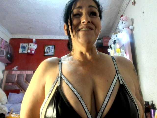 Sammy-candy live cam on BongaCams