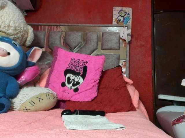 Sammy-candy live cam on BongaCams