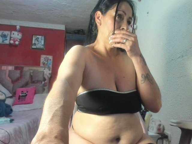 Sammy-candy live cam on BongaCams