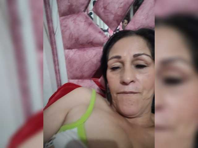 Sammy-candy live webcam show
