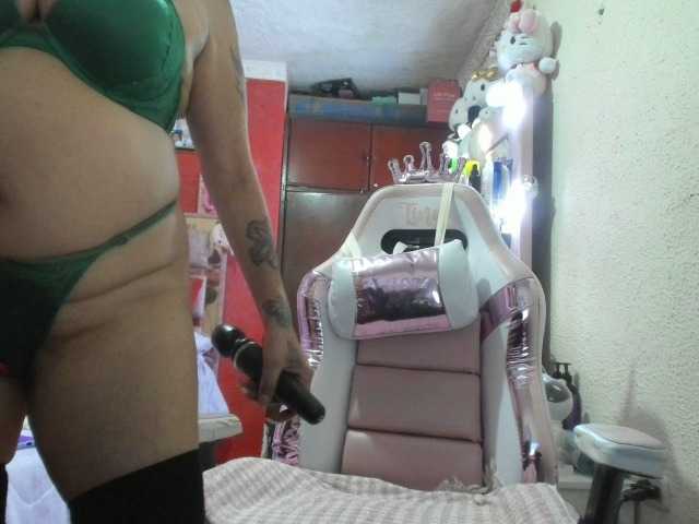 Sammy-candy live cam on BongaCams