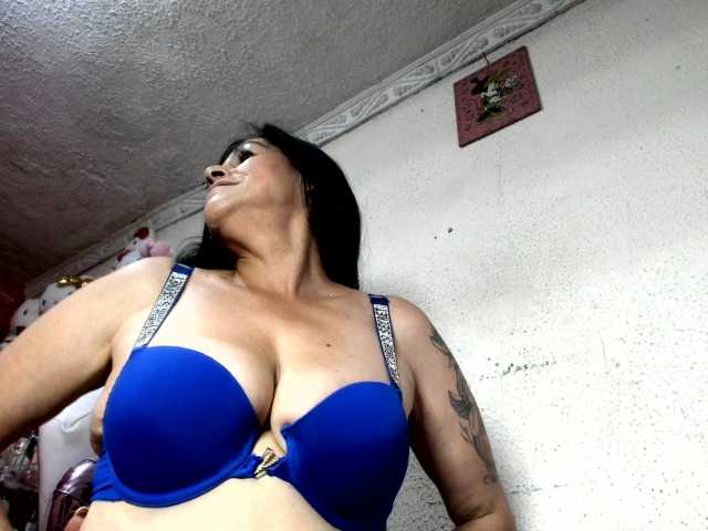 Sammy-candy live cam on BongaCams