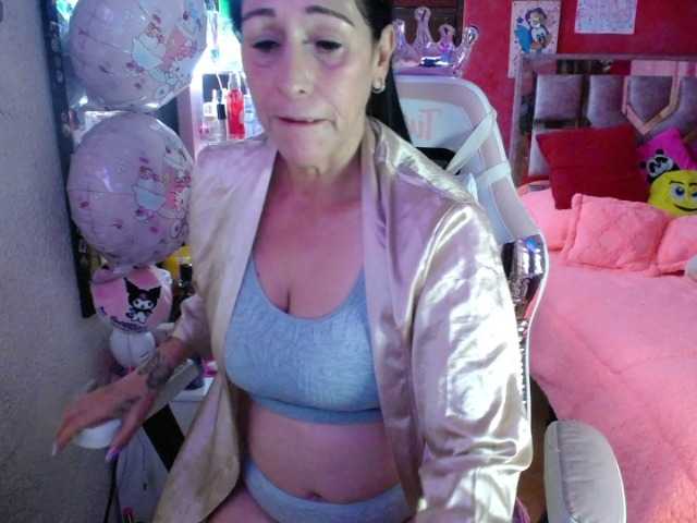 Sammy-candy live cam on BongaCams