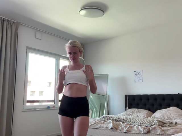 WorldClassBae live cam on BongaCams