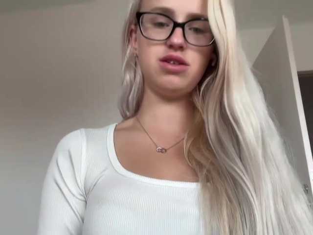 WorldClassBae live cam on BongaCams