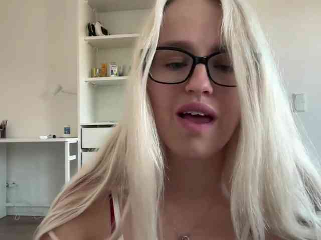 WorldClassBae webcam