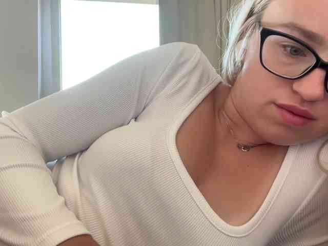 WorldClassBae webcam