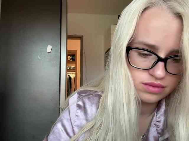 WorldClassBae webcam