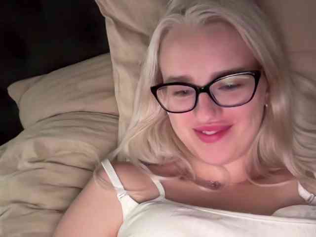 WorldClassBae webcam