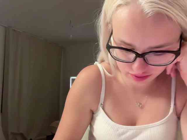 WorldClassBae webcam