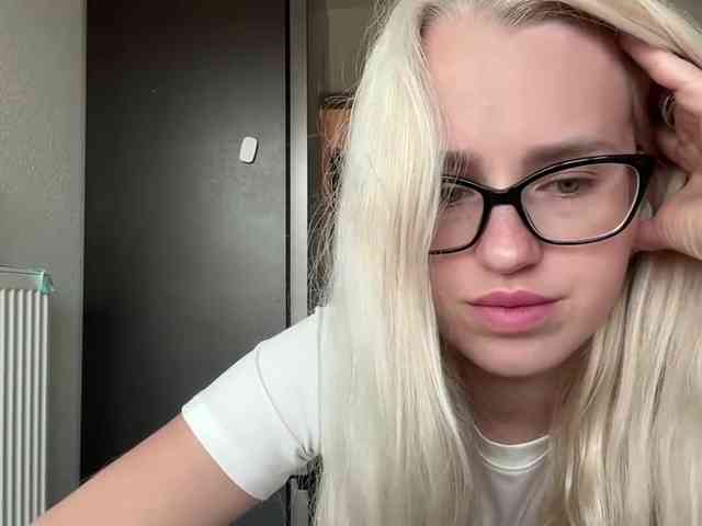WorldClassBae webcam
