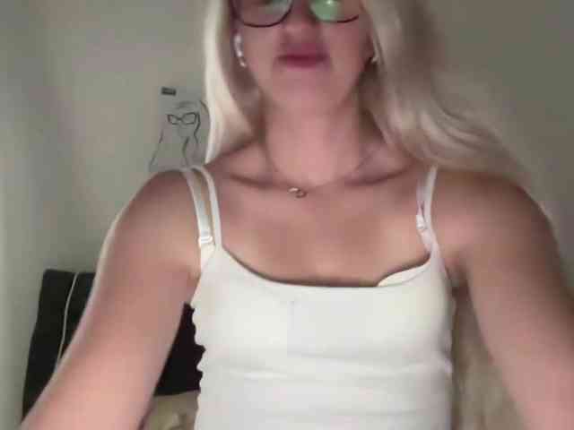 WorldClassBae webcam