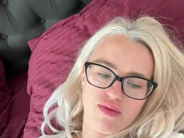 WorldClassBae webcam