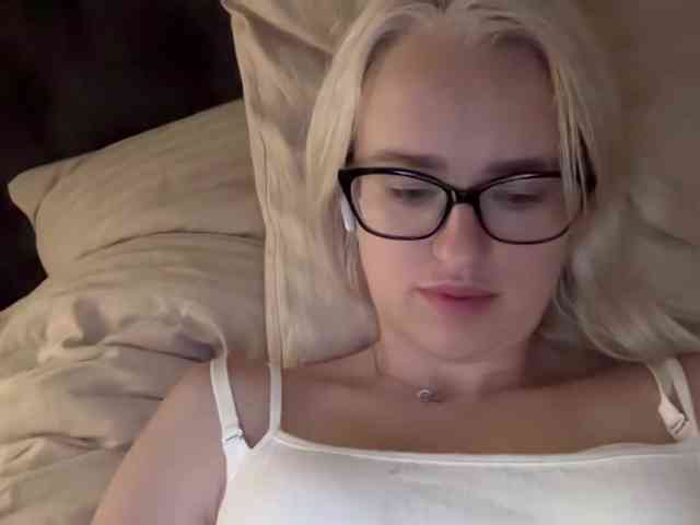 WorldClassBae webcam
