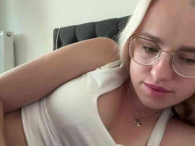 WorldClassBae webcam