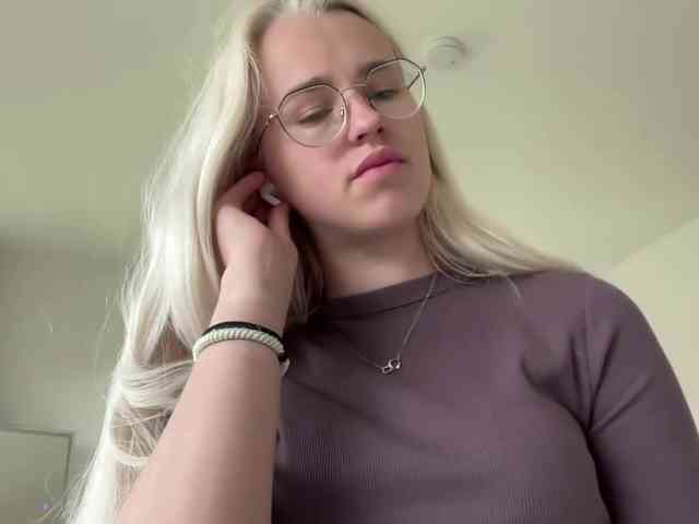 WorldClassBae webcam